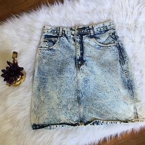 Acid wash denim skirt